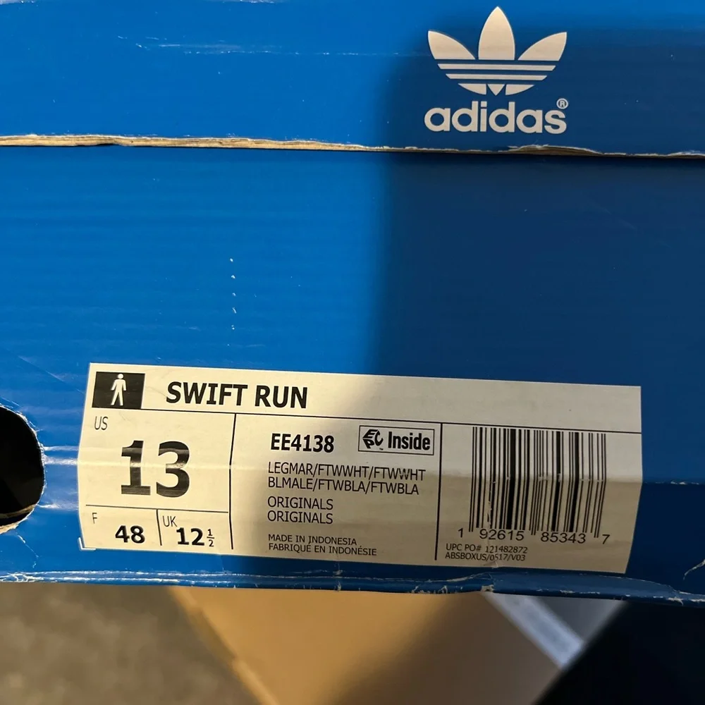 ADIDAS SWIFT RUN - Picture 2 of 9